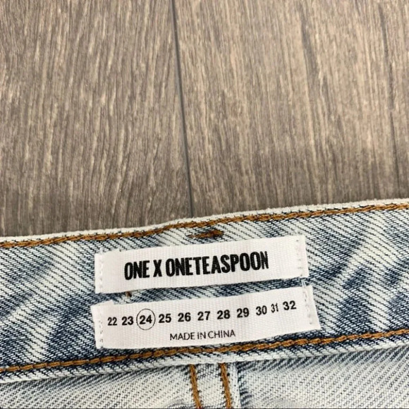 One Teaspoon Freebirds Skinny Jeans Straight Leg low  rise distressed light wash - Picture 12 of 16